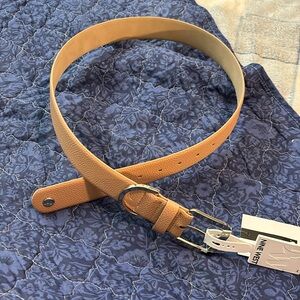 Nine West Women’s Belt Size Medium Tan Silver Buckle